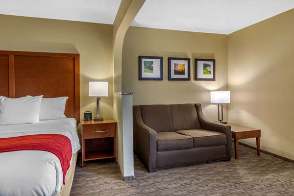  - Comfort Inn LaGrange - I-85, Exit 18