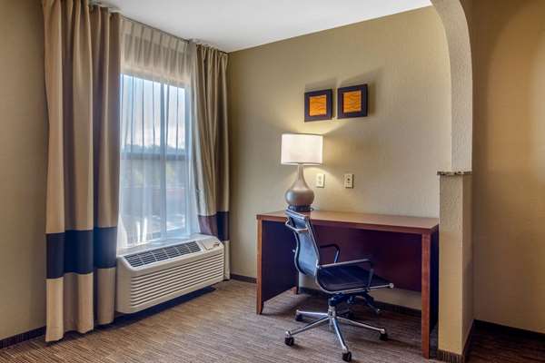 - Comfort Inn LaGrange - I-85, Exit 18