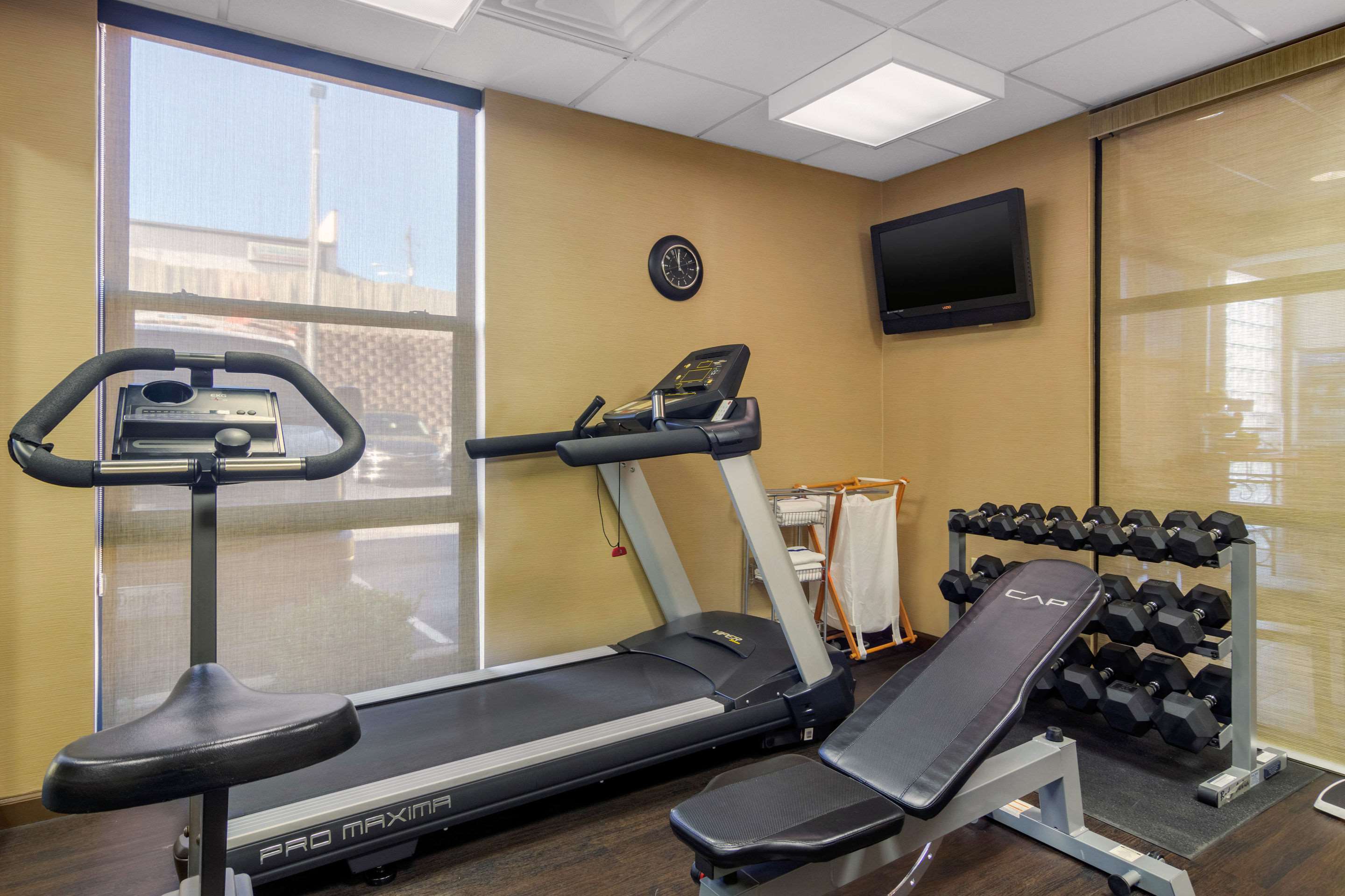 Fitness center | Comfort Inn & Suites La Grange
