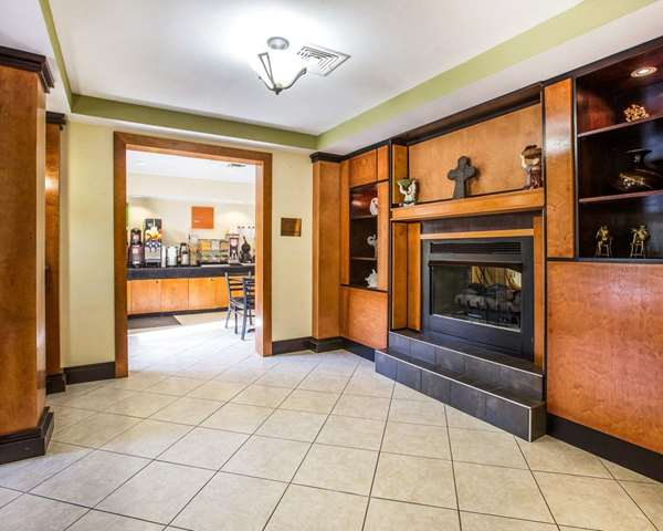  - Quality Inn Darien - I-95, Exit 49