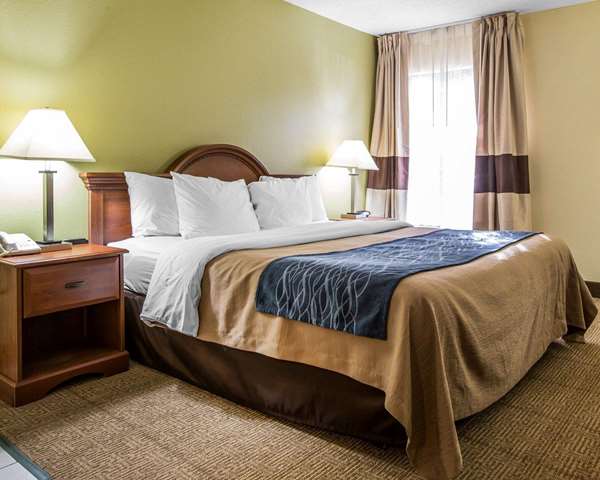  - Quality Inn Darien - I-95, Exit 49