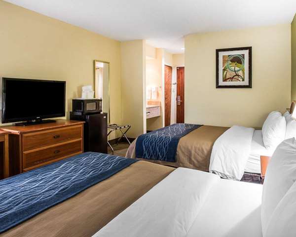  - Quality Inn Darien - I-95, Exit 49