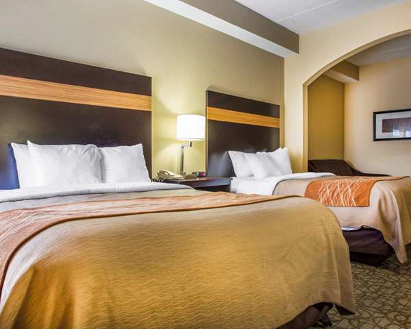 Suite - Comfort Inn & Suites at Stone Mountain