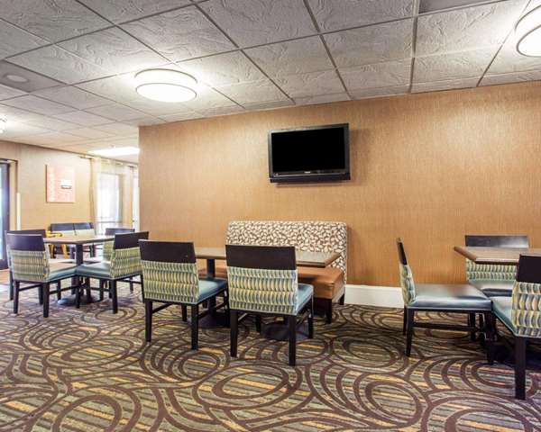 Amenities - Comfort Inn & Suites at Stone Mountain