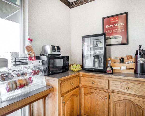 Amenities - Econo Lodge McDonough - I-75, Exit 218