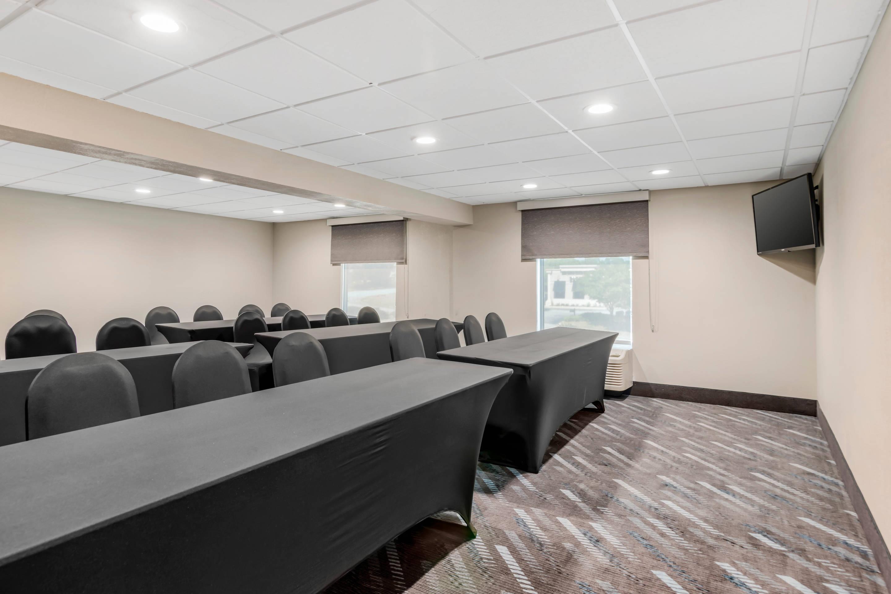 Conference Room | Quality Inn & Suites Union City - Atlanta South