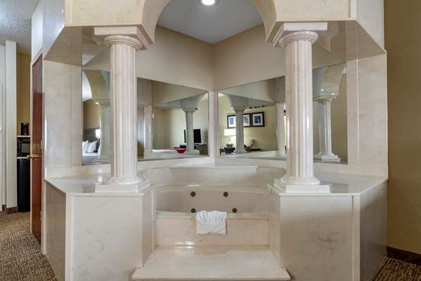 Suite - Comfort Suites Warner Robins