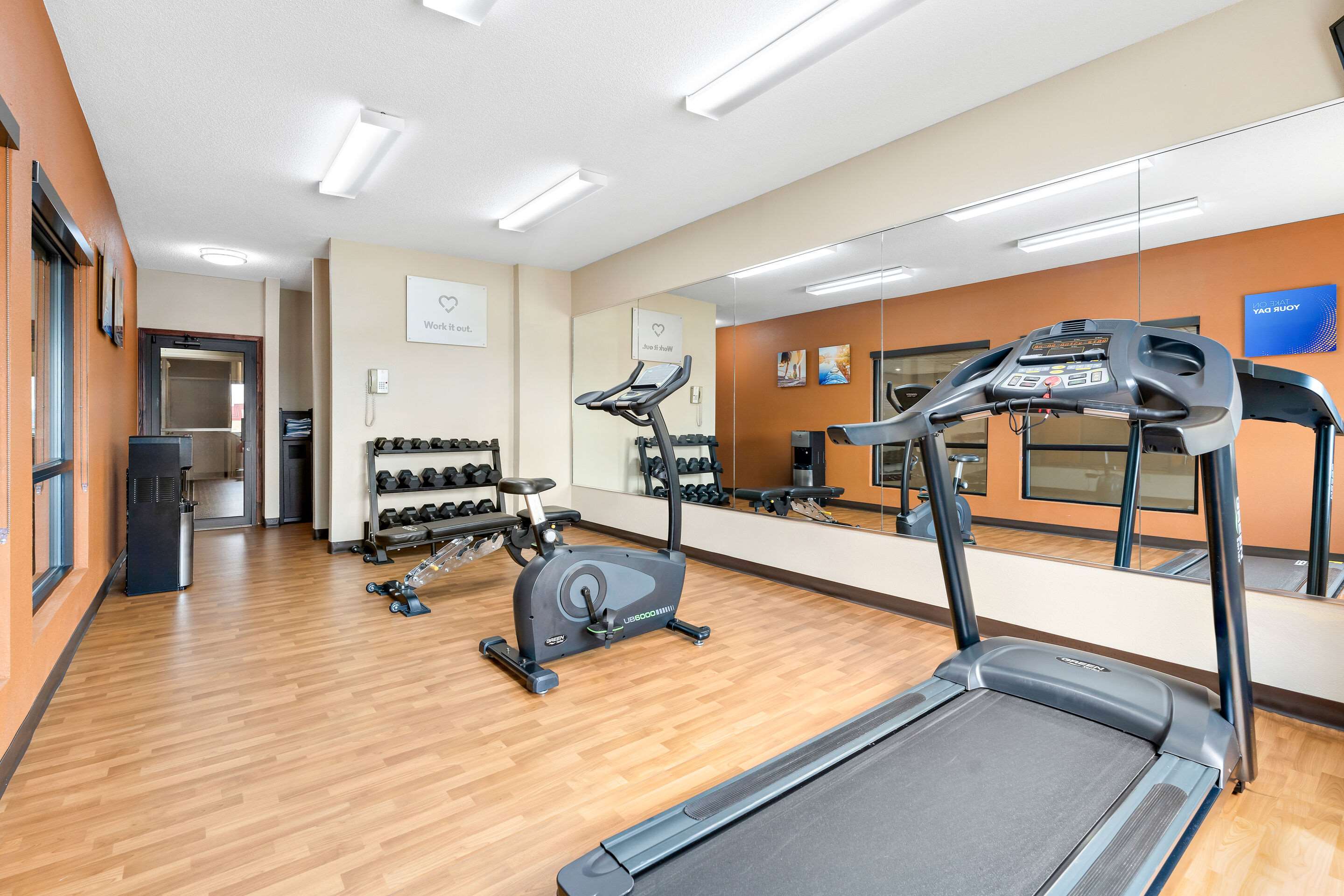 Exercise room | Comfort Suites near Robins Air Force Base
