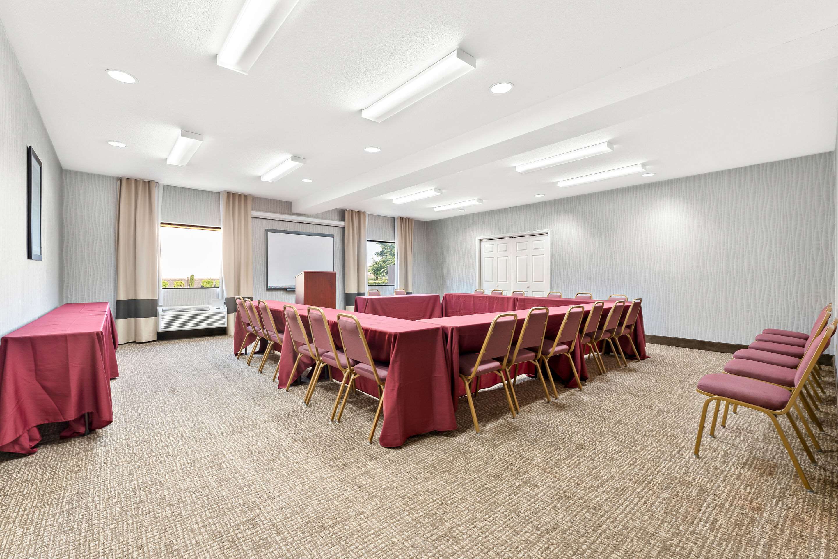 Event space | Comfort Suites near Robins Air Force Base
