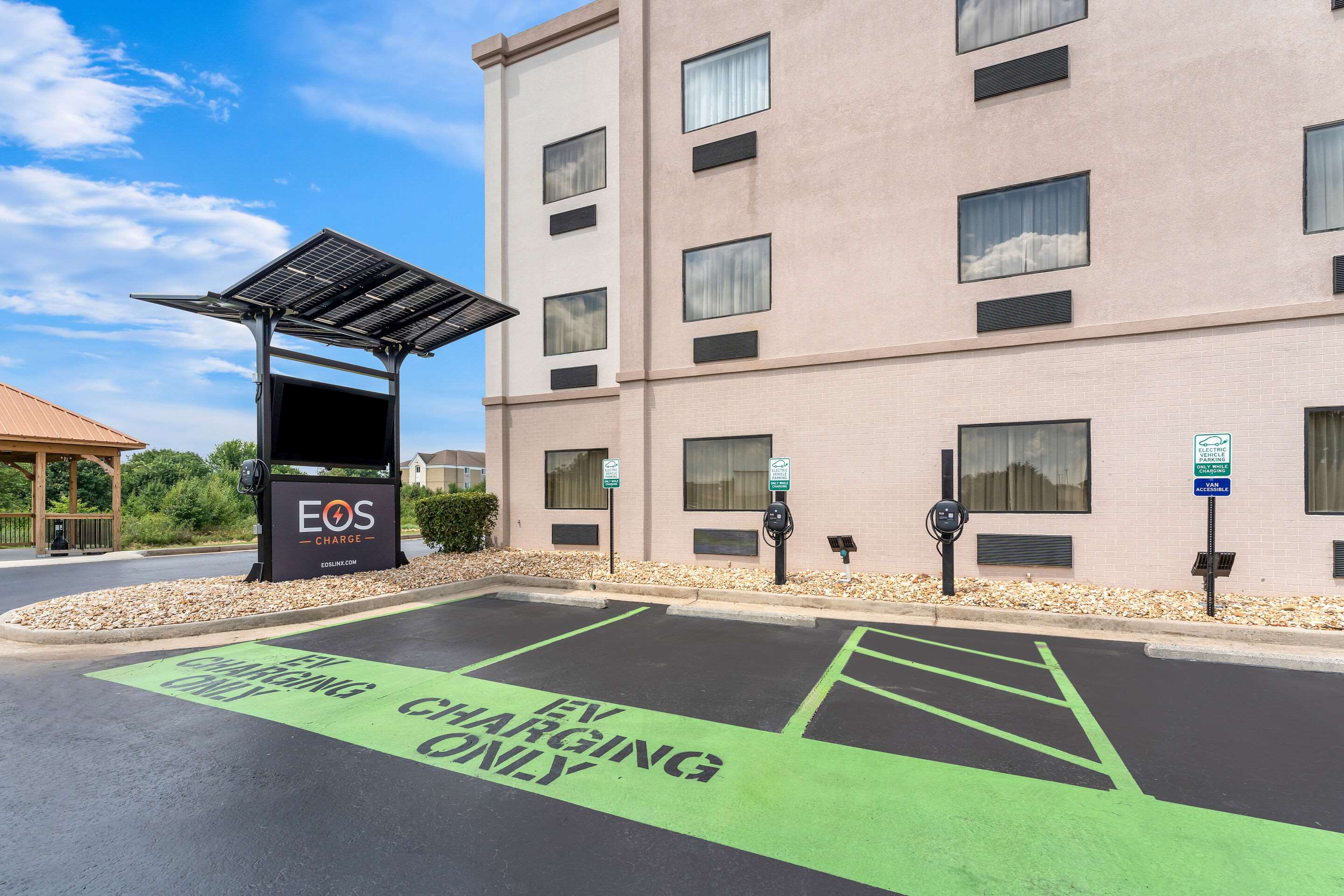 Electric vehicle charging station | Comfort Suites near Robins Air Force Base