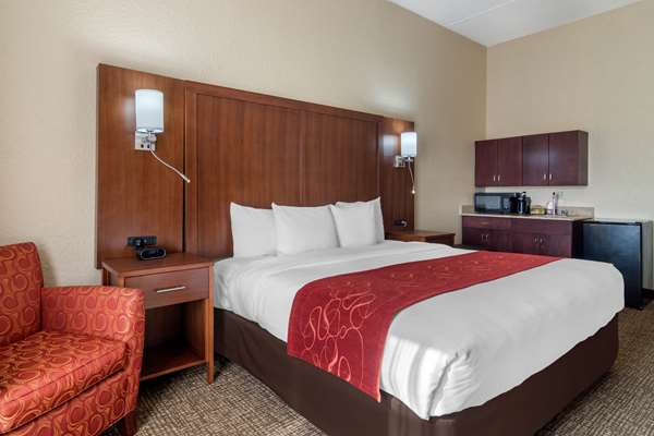 Suite - Comfort Suites Woodstock - I-575, Exit 7