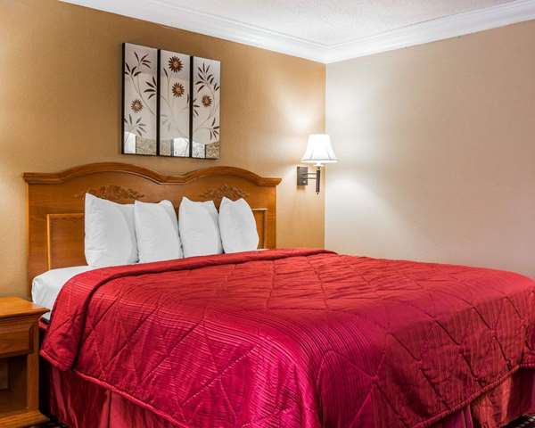  - Quality Inn & Suites College Park - I-85, Exit 69 & 69B