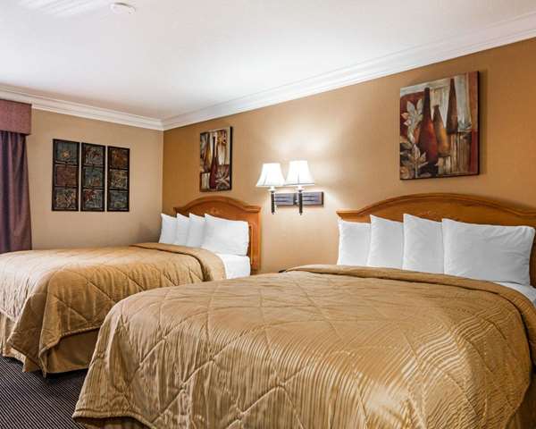  - Quality Inn & Suites College Park - I-85, Exit 69 & 69B