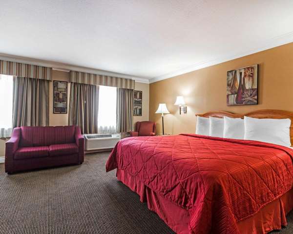 Suite - Quality Inn & Suites College Park - I-85, Exit 69 & 69B