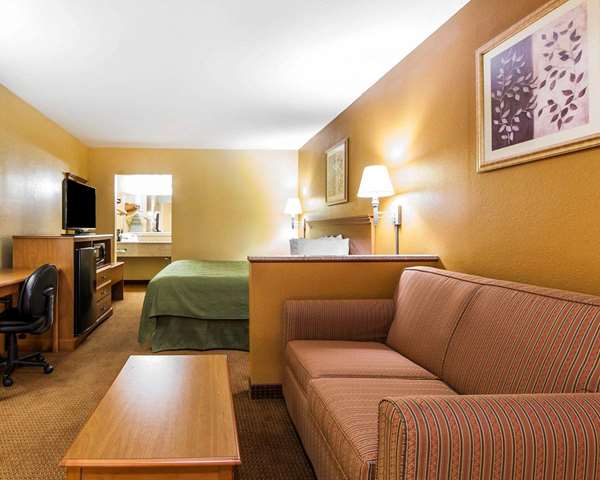 Suite - Quality Inn & Suites Cartersville