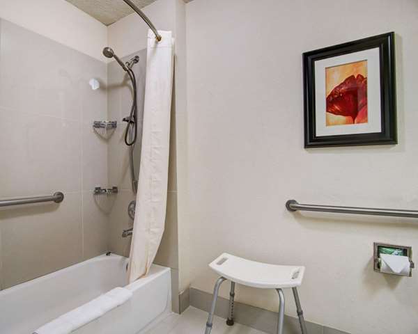  - Comfort Suites Lawrenceville