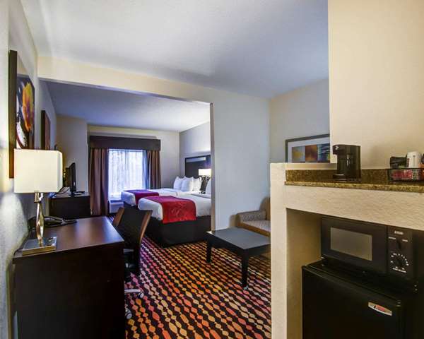Suite - Comfort Suites Lawrenceville
