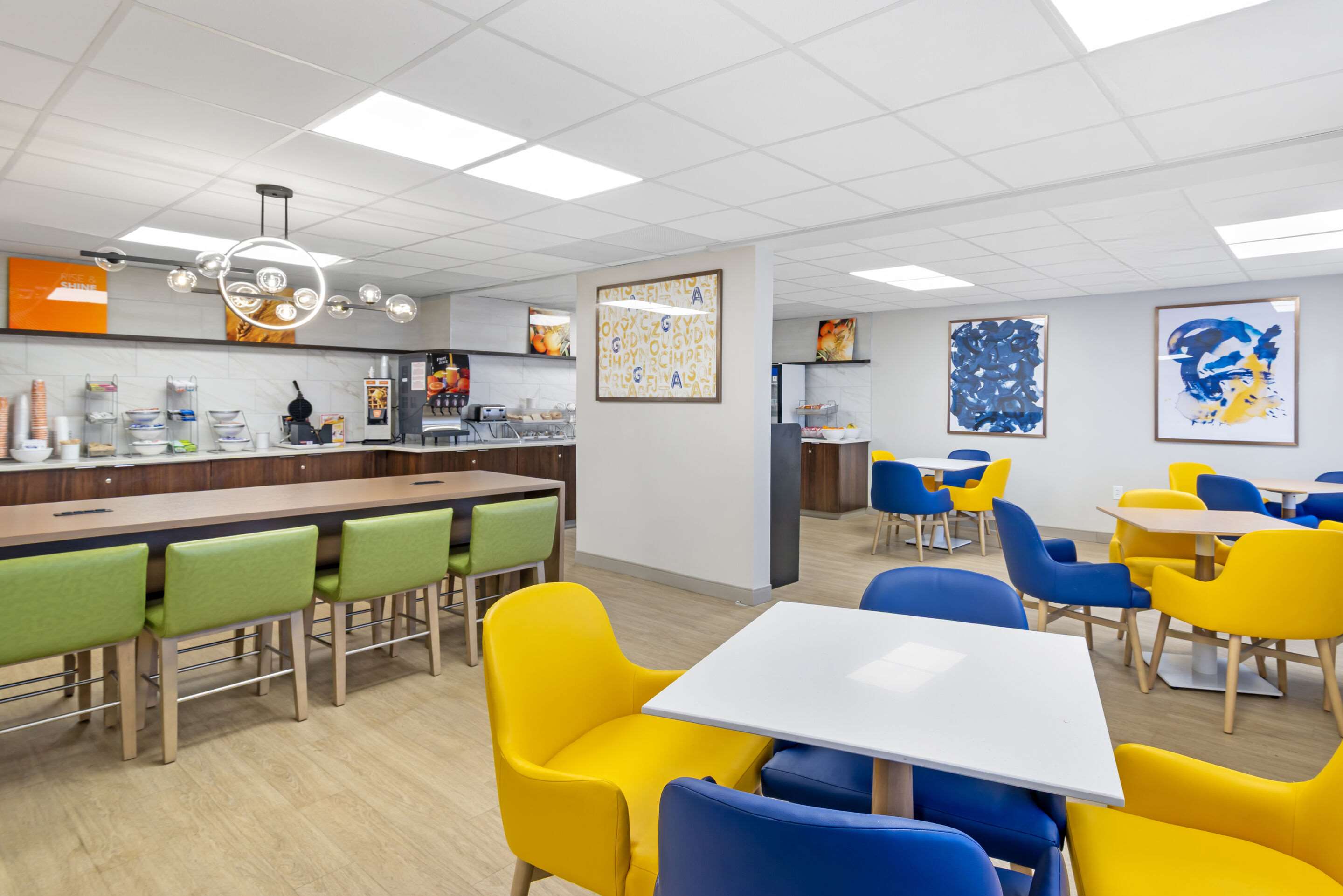 Breakfast area