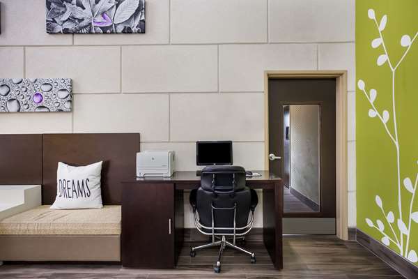 Conference Area - Sleep Inn & Suites Valdosta - I-75, Exit 18