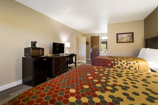  - Econo Lodge Perry - I-75, Exit 136
