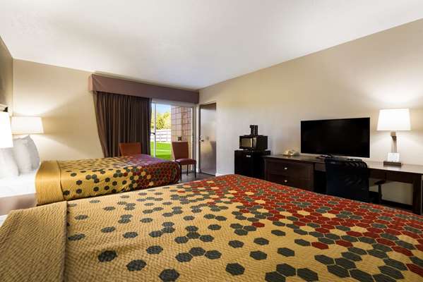  - Econo Lodge Perry - I-75, Exit 136