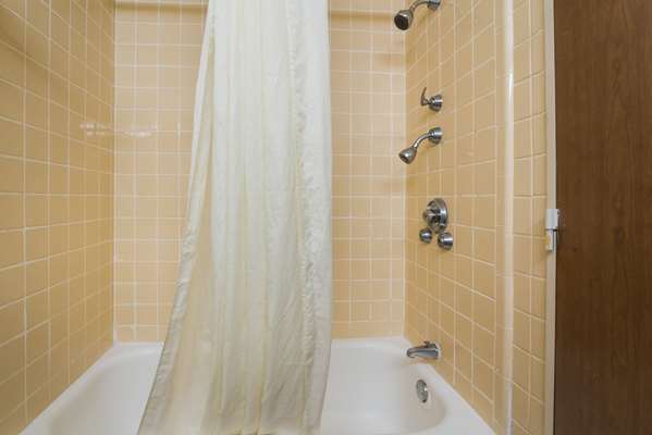  - Econo Lodge Perry - I-75, Exit 136