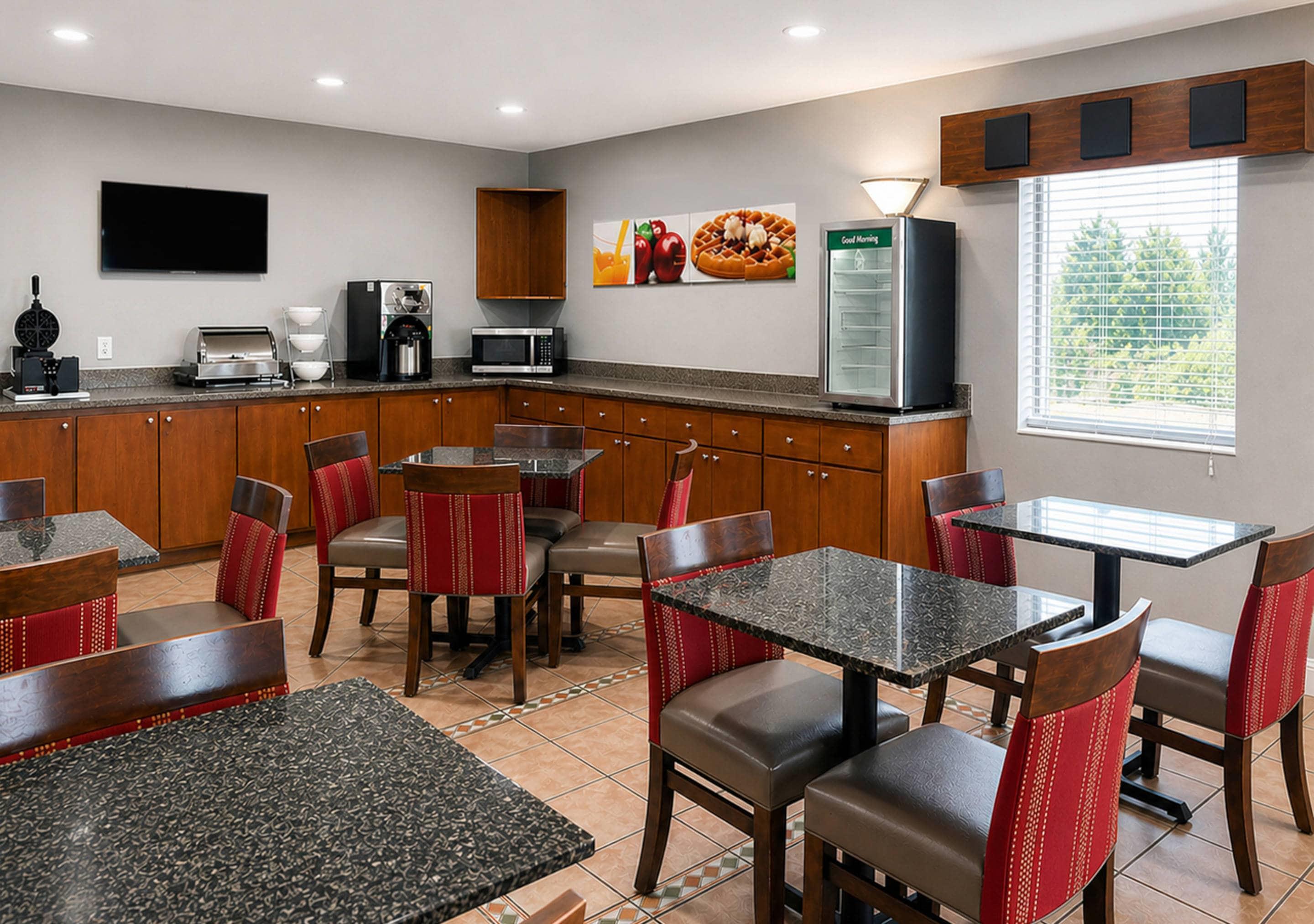Dining room | Quality Inn Augusta West Near Fort Eisenhower