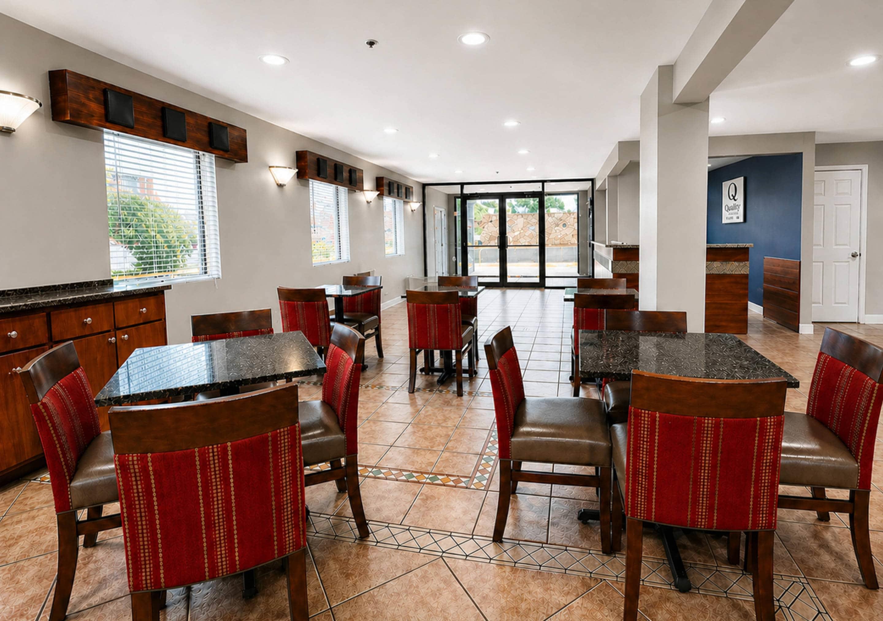 Dining room | Quality Inn Augusta West Near Fort Eisenhower
