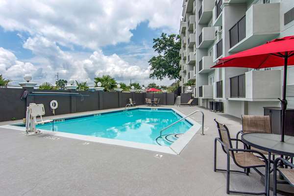 Pool - Comfort Inn North Atlanta