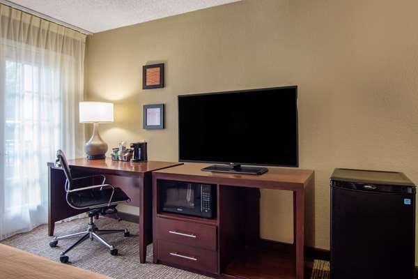  - Comfort Inn North Atlanta