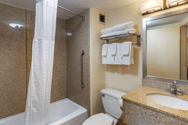 Suite - Comfort Inn Kennesaw - I-75, Exit 269