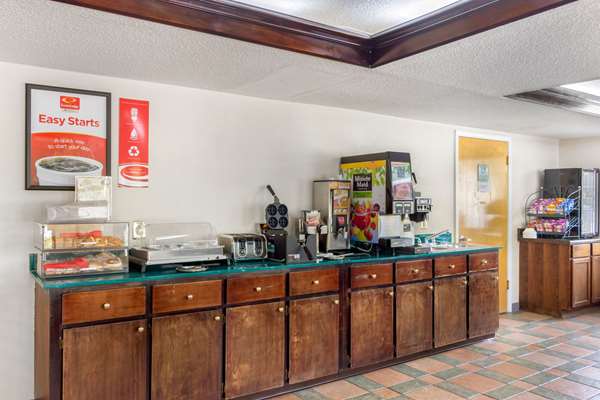 Amenities - Econo Lodge Watson Blvd Byron - I-75, Exit 146