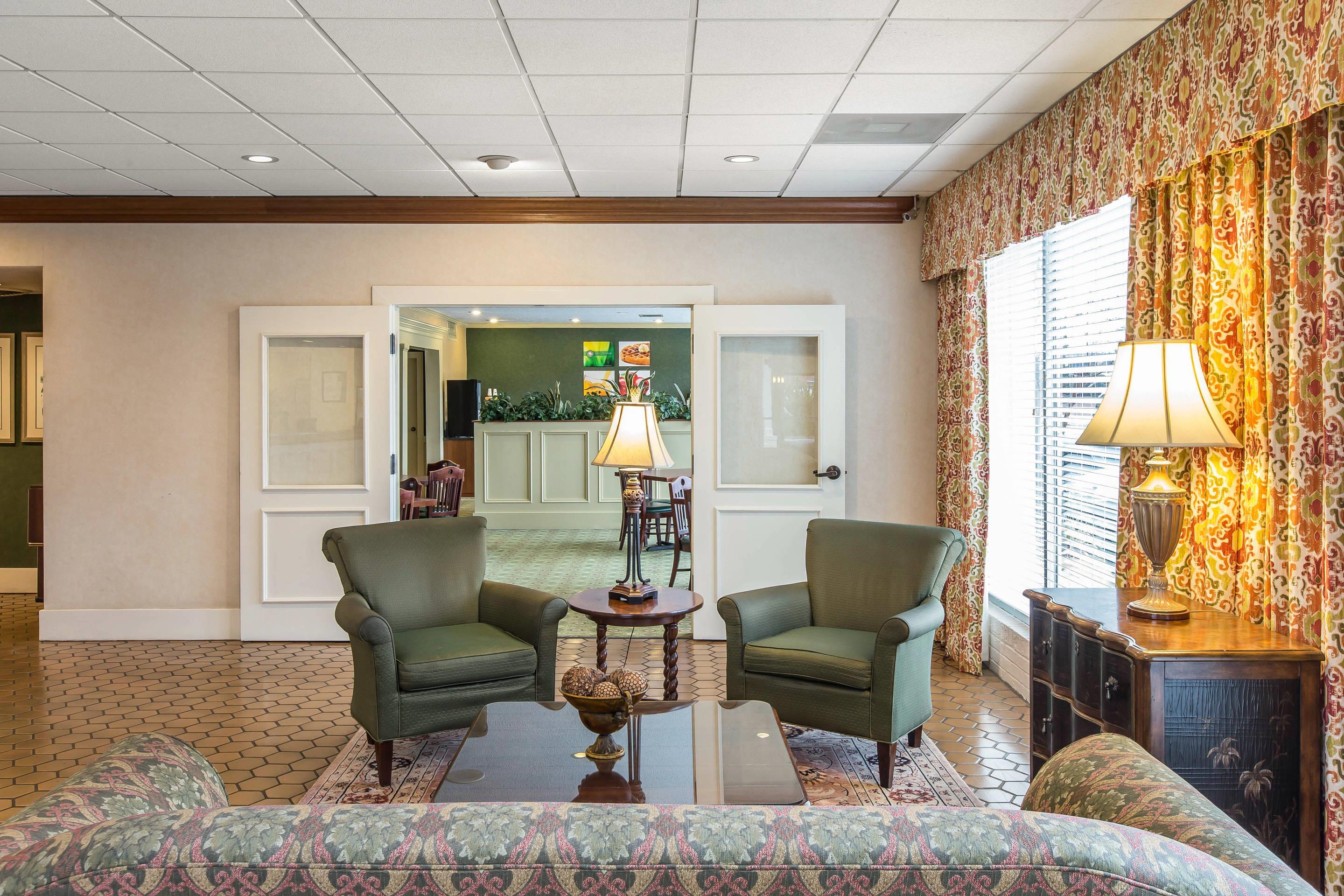 Spacious lobby | Quality Inn & Suites McDonough South I-75