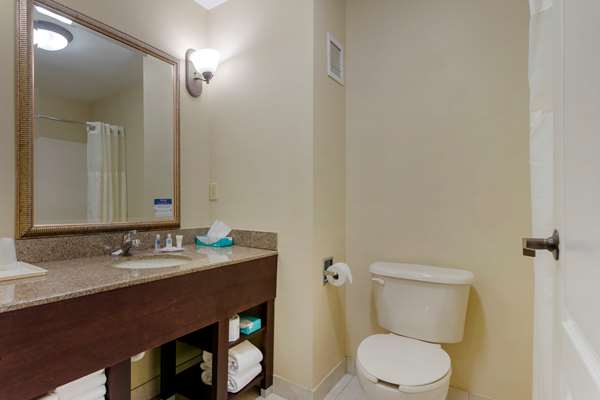 Suite - Comfort Suites Port Wentworth - I-95, Exit 109