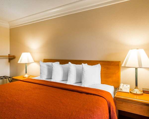  - Quality Inn & Suites Dalton - I-75, Exit 333