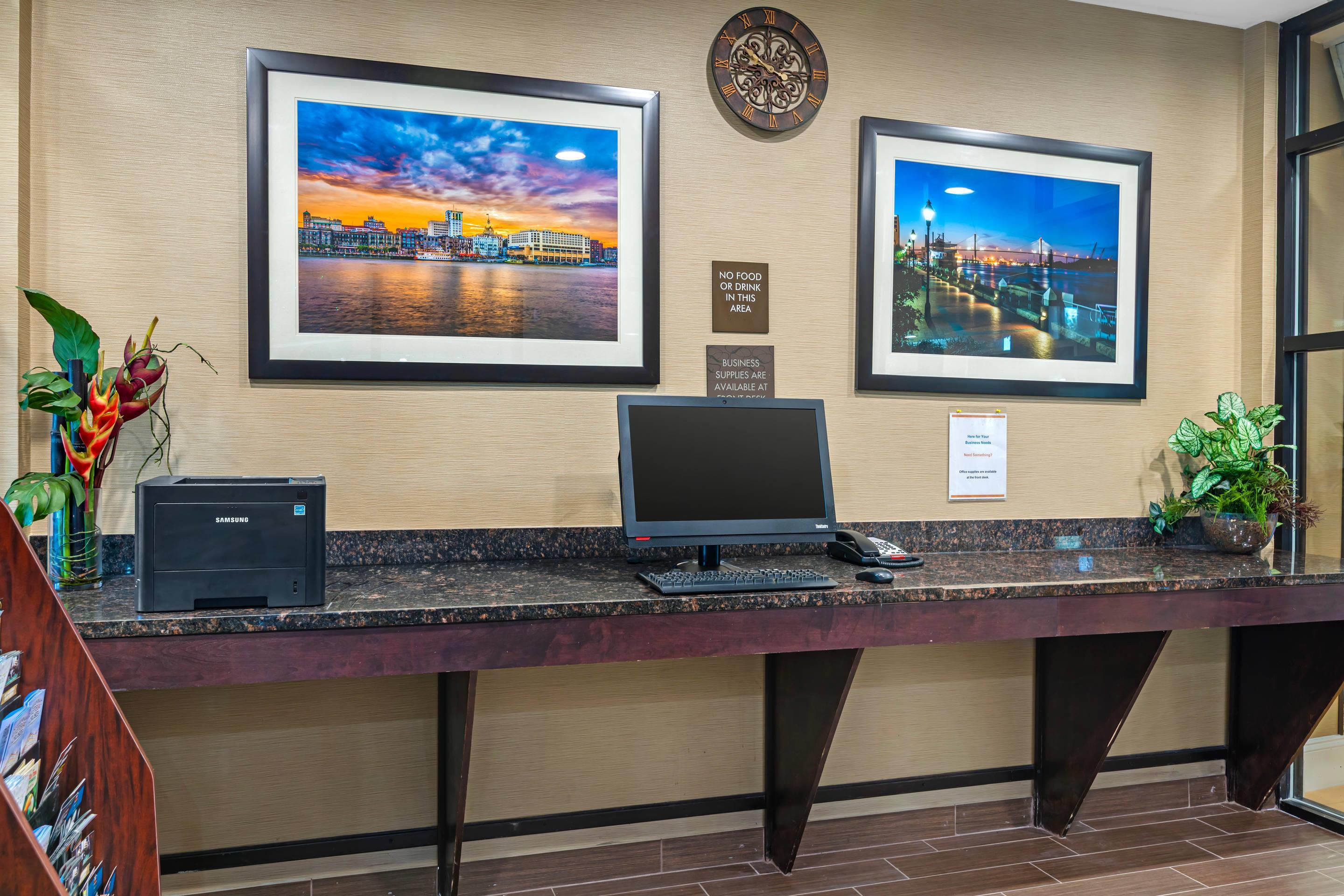 Business center | Comfort Suites Savannah Gateway I-95
