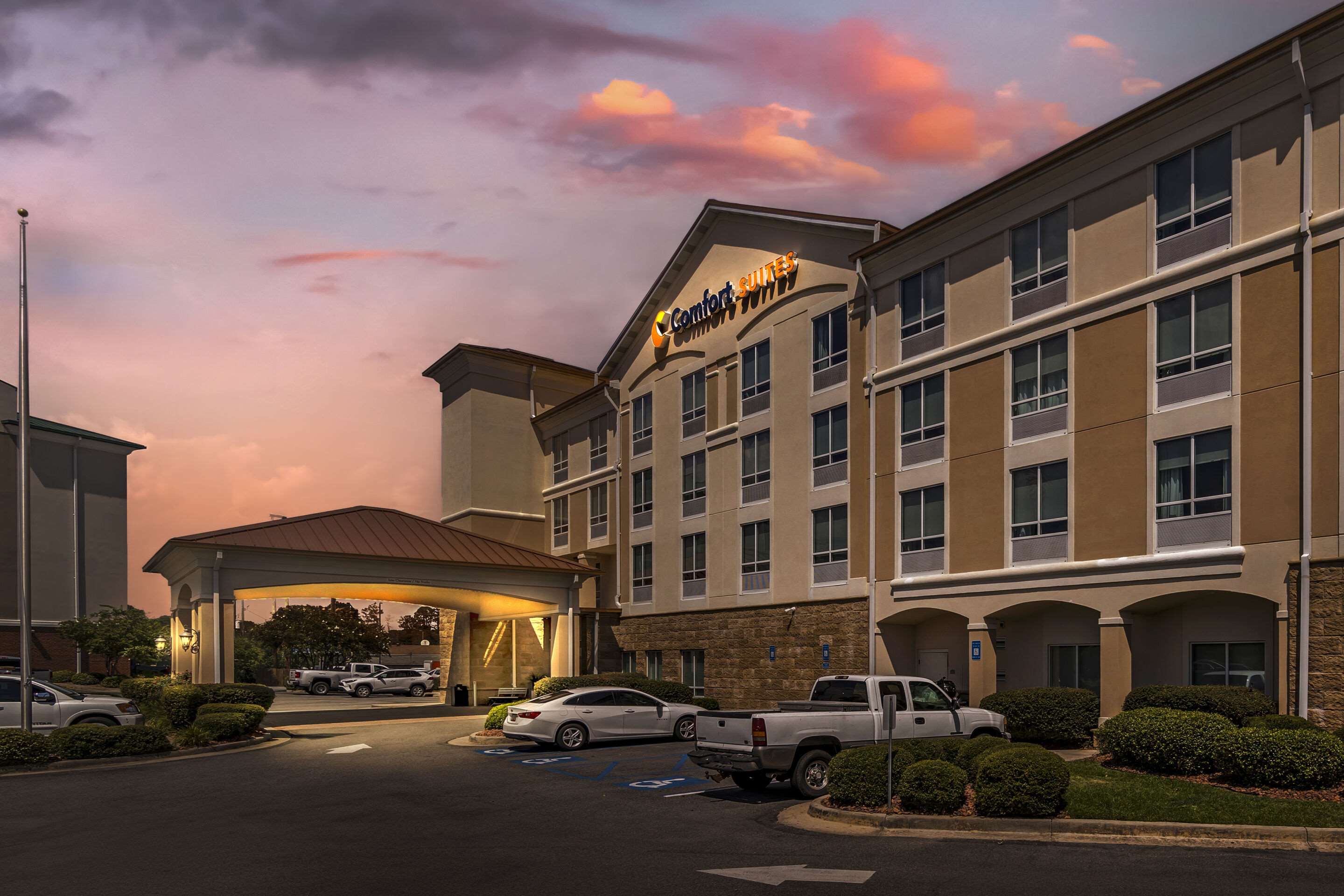 Exterior | Comfort Suites
