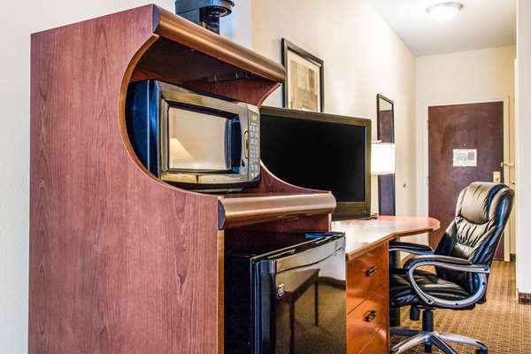 Suite - Sleep Inn & Suites Pooler - I-95, Exit 102