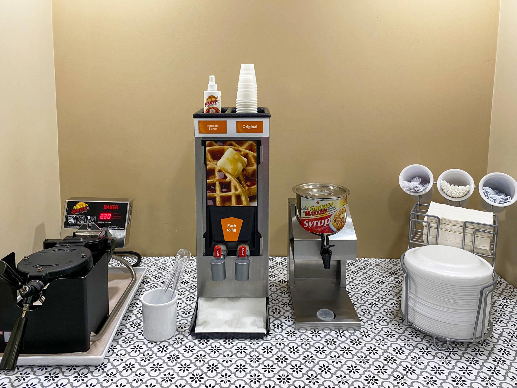 Free breakfast with waffles | Comfort Suites Kings Bay Naval Base Area