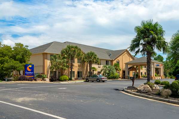 Exterior view - Comfort Suites Milledgeville