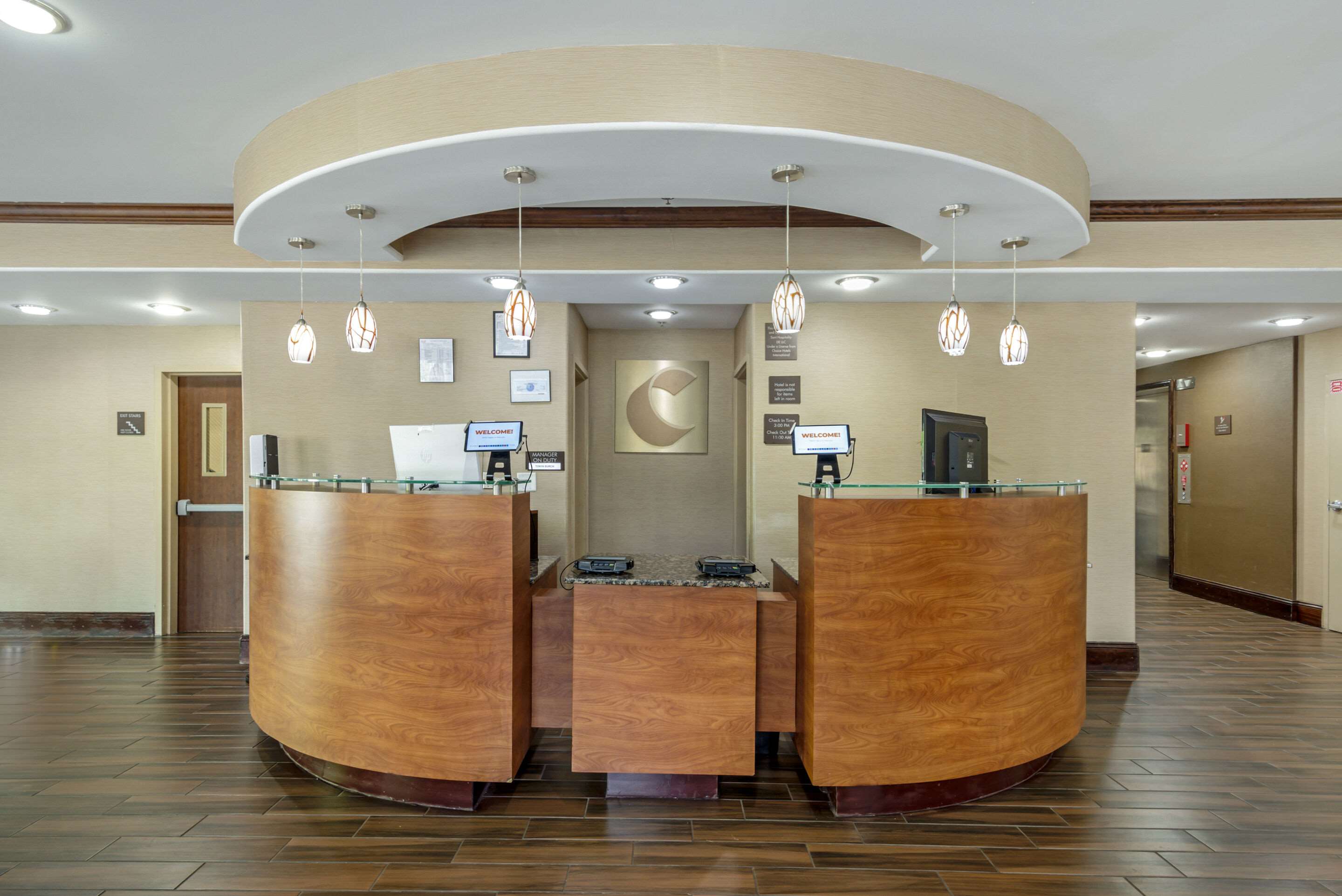 Front desk | Comfort Suites At Kennesaw State University