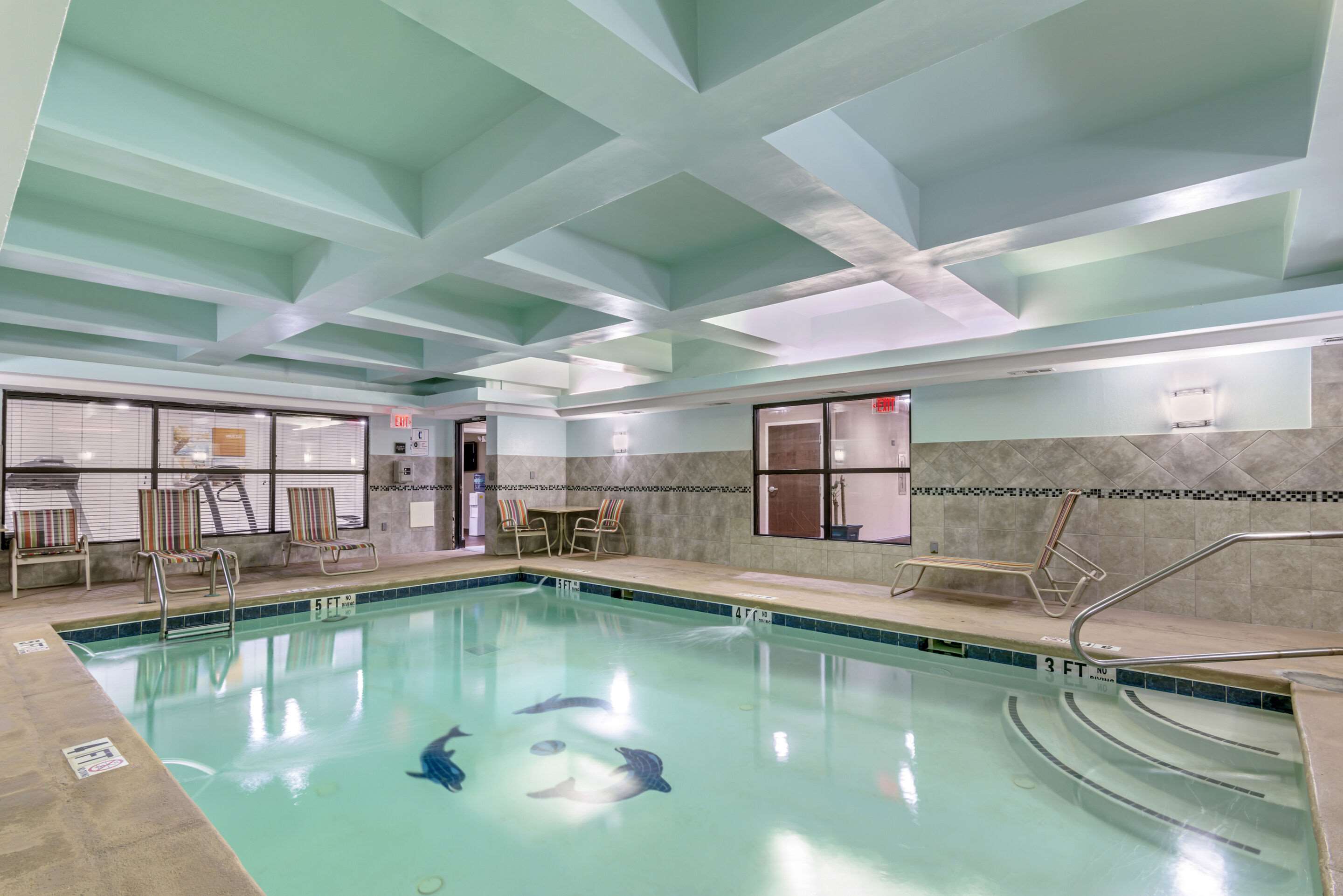 Indoor pool | Comfort Suites At Kennesaw State University