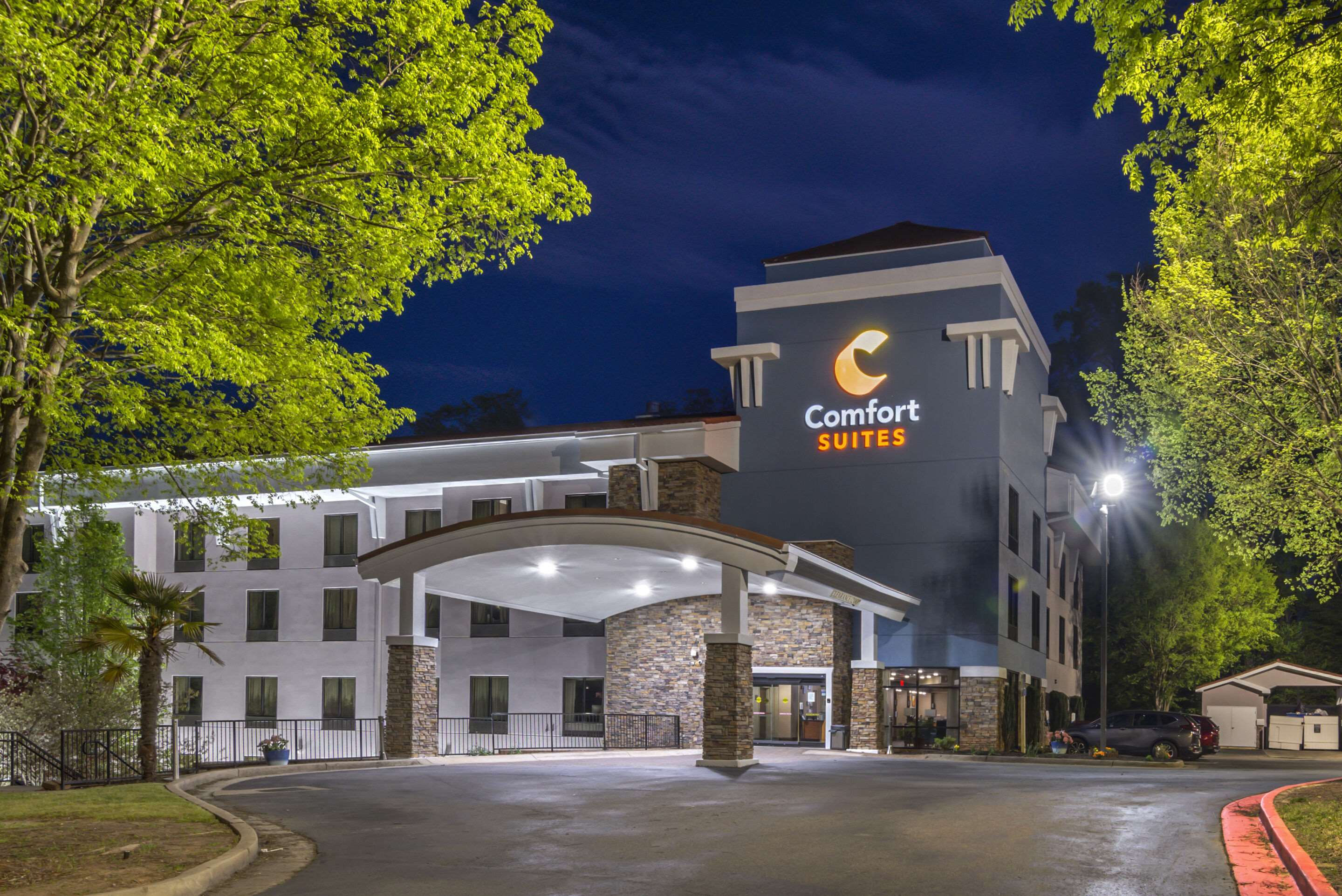 Twilight | Comfort Suites At Kennesaw State University
