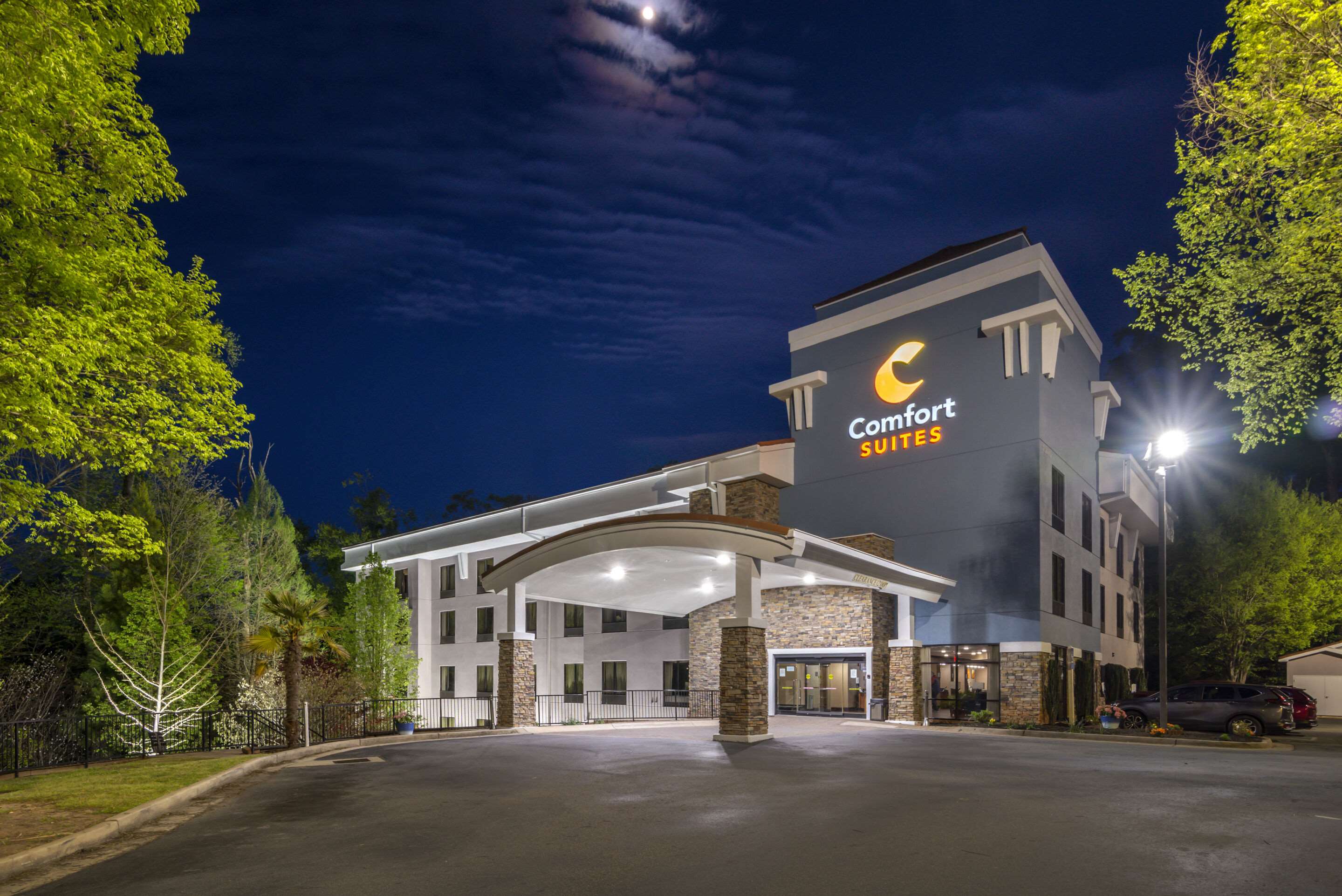 Twilight | Comfort Suites At Kennesaw State University