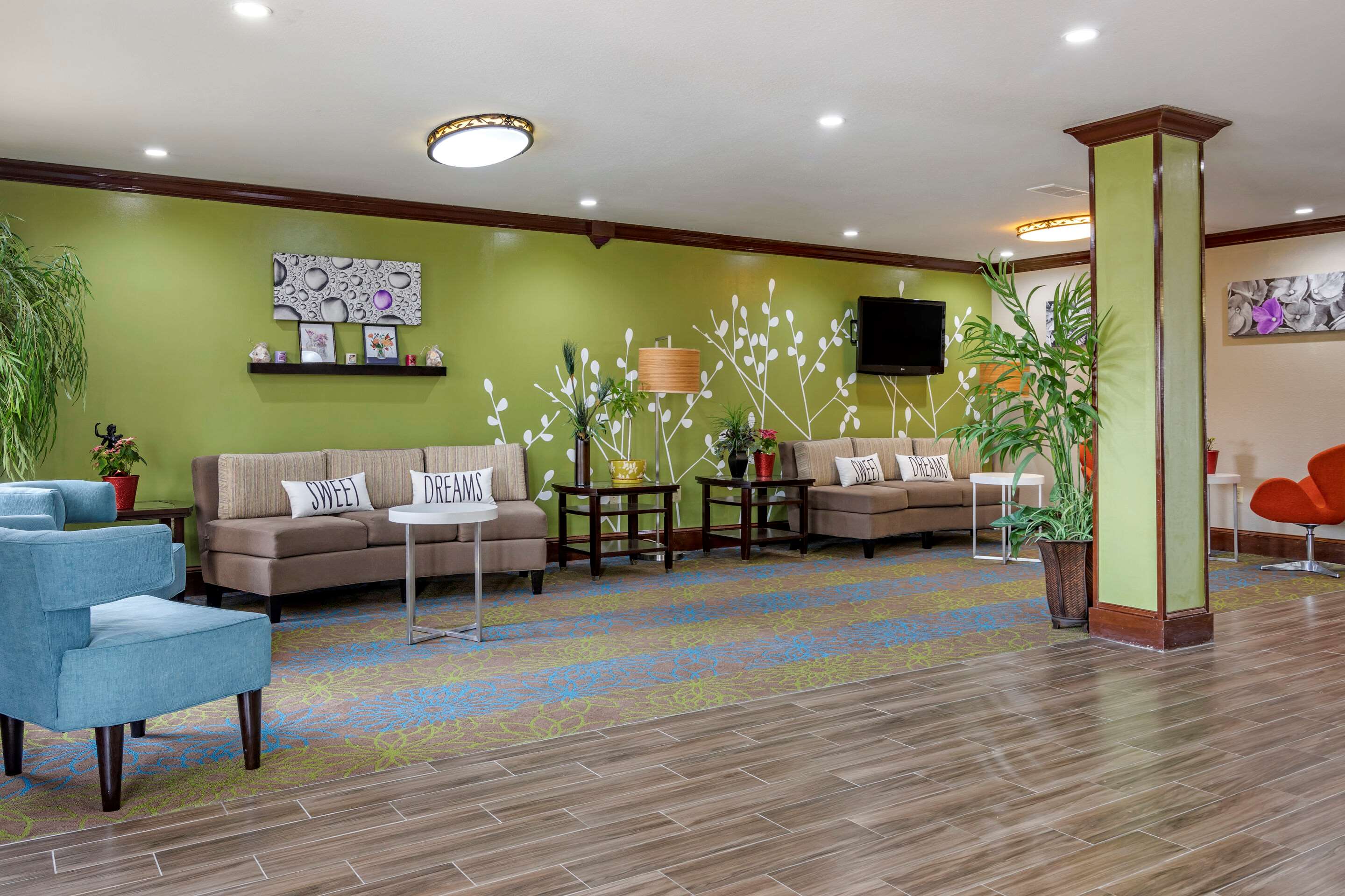 Lobby | Sleep Inn And Suites Brunswick