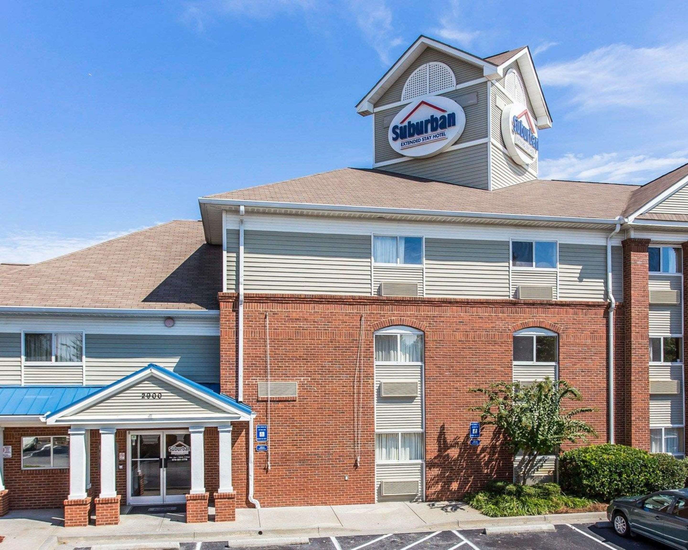 Hotel exterior | Suburban Studios
