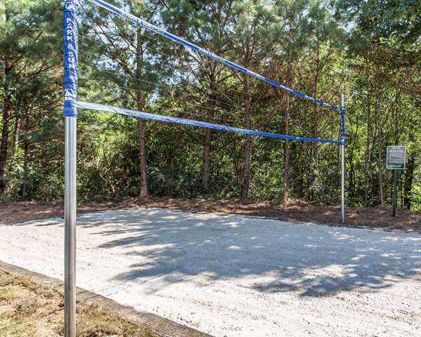  - Suburban Studios Kennesaw - I-75, Exit 271