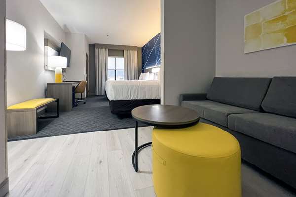 Suite - Comfort Suites Augusta - I-20, Exit 200