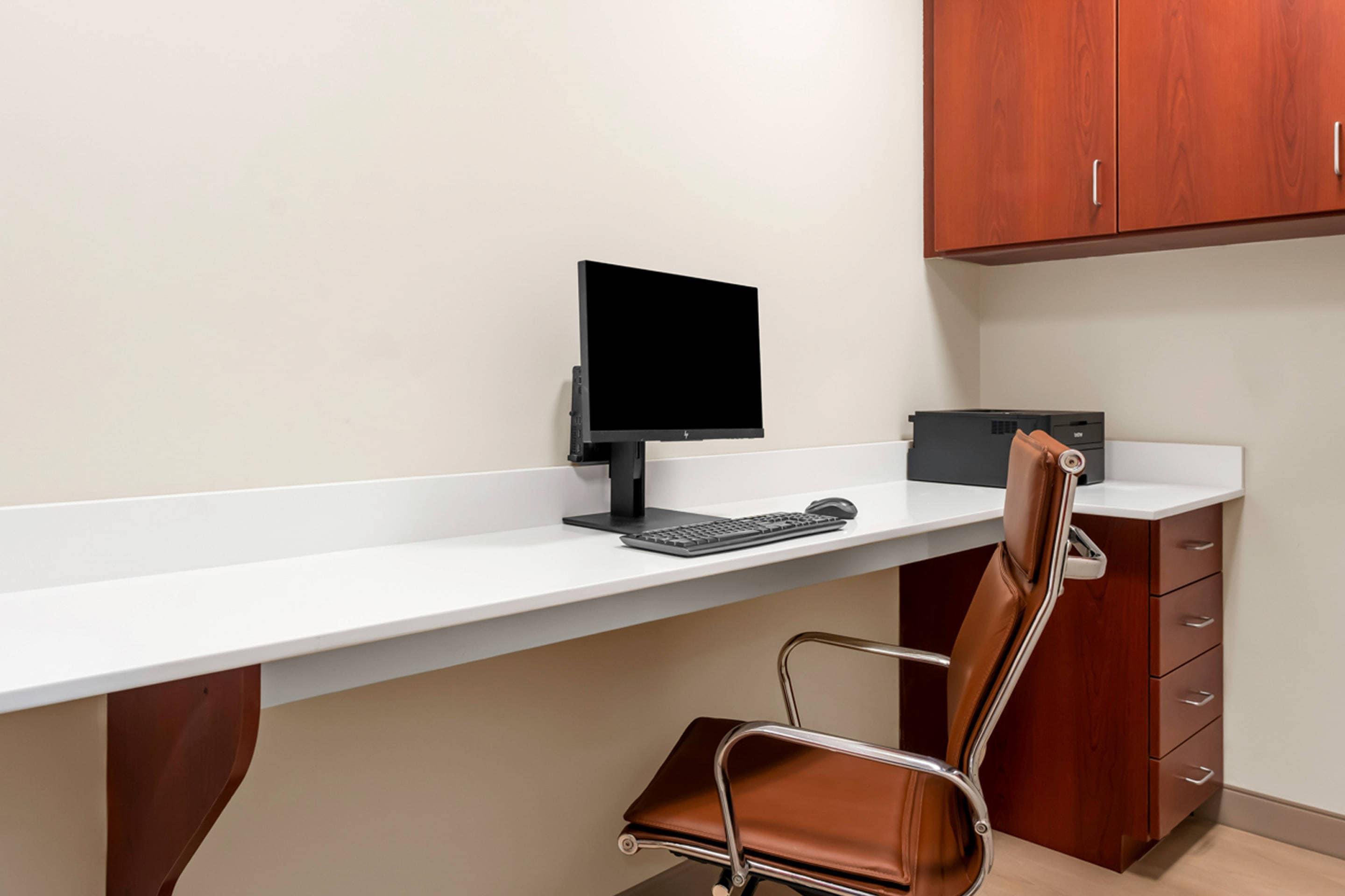 Business center | Comfort Suites Augusta Riverwatch