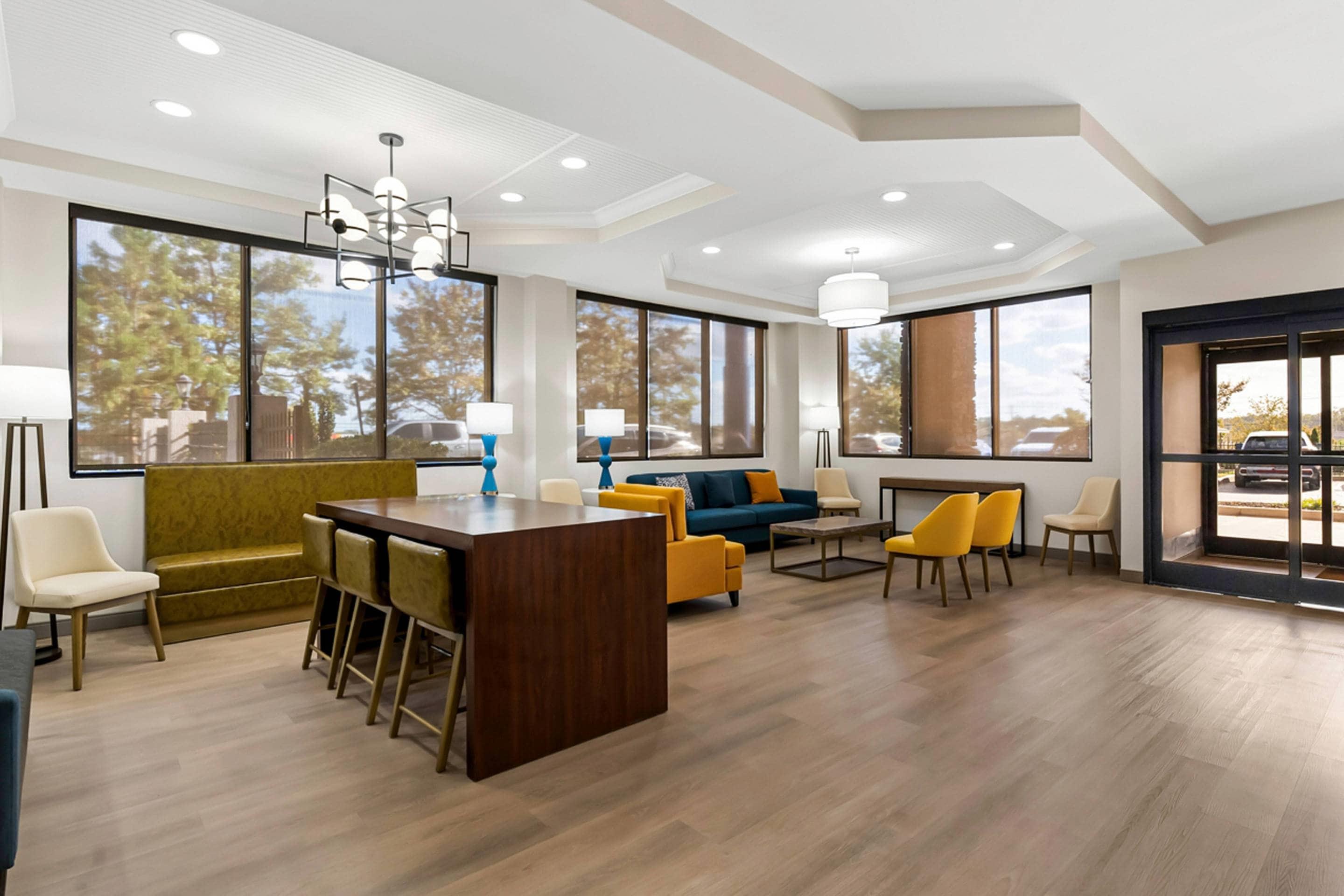 Hotel lobby | Comfort Suites Augusta Riverwatch